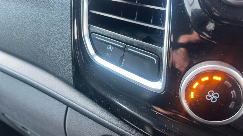 Ford Transit Custom 280 L1 Diesel Fwd 2.0 EcoBlue 130ps Low Roof Limited Van